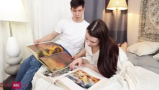 A cute girlfriend with beautiful breasts gives anal sex