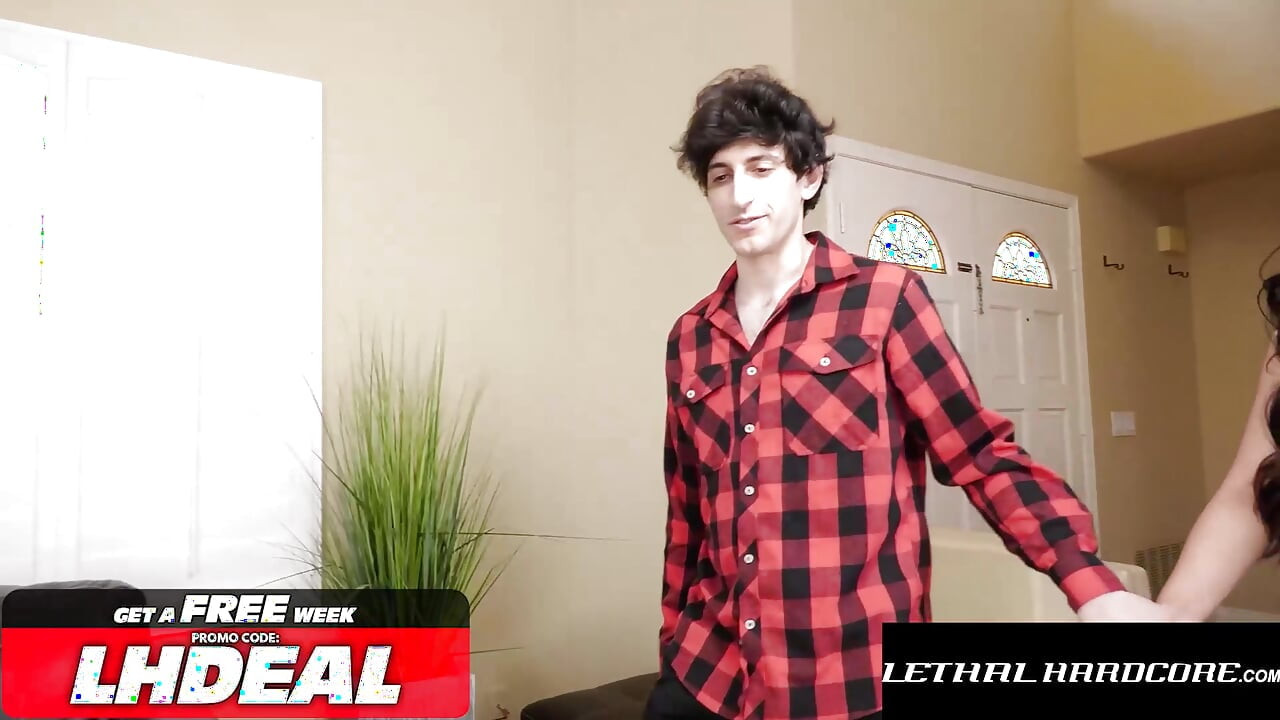 LETHAL - เมียนอกใจ Phoebe Kalib ขอควยมากขึ้นข้างหลังผัว