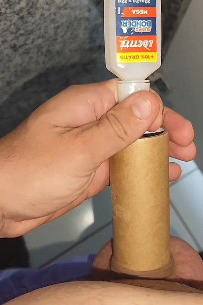 大直鸡巴卡住到处都是胶水.