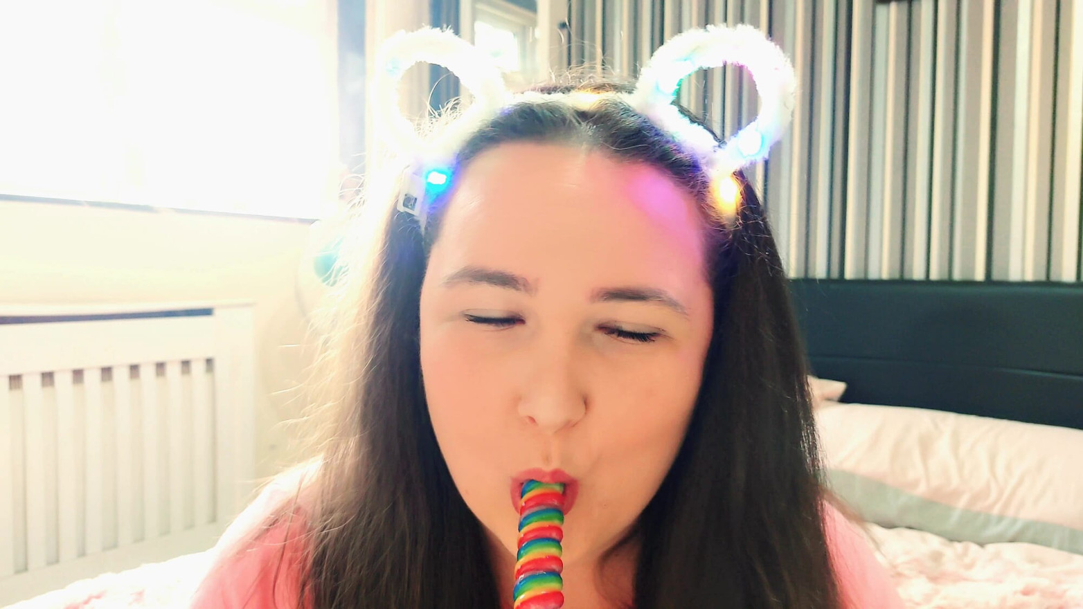 Watch me suck my lollypop ❤️