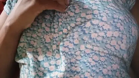 Sri Lankalı ann lustlove'da banyo odasında ve yatakta ıslak amcık ve sulu göğüsler