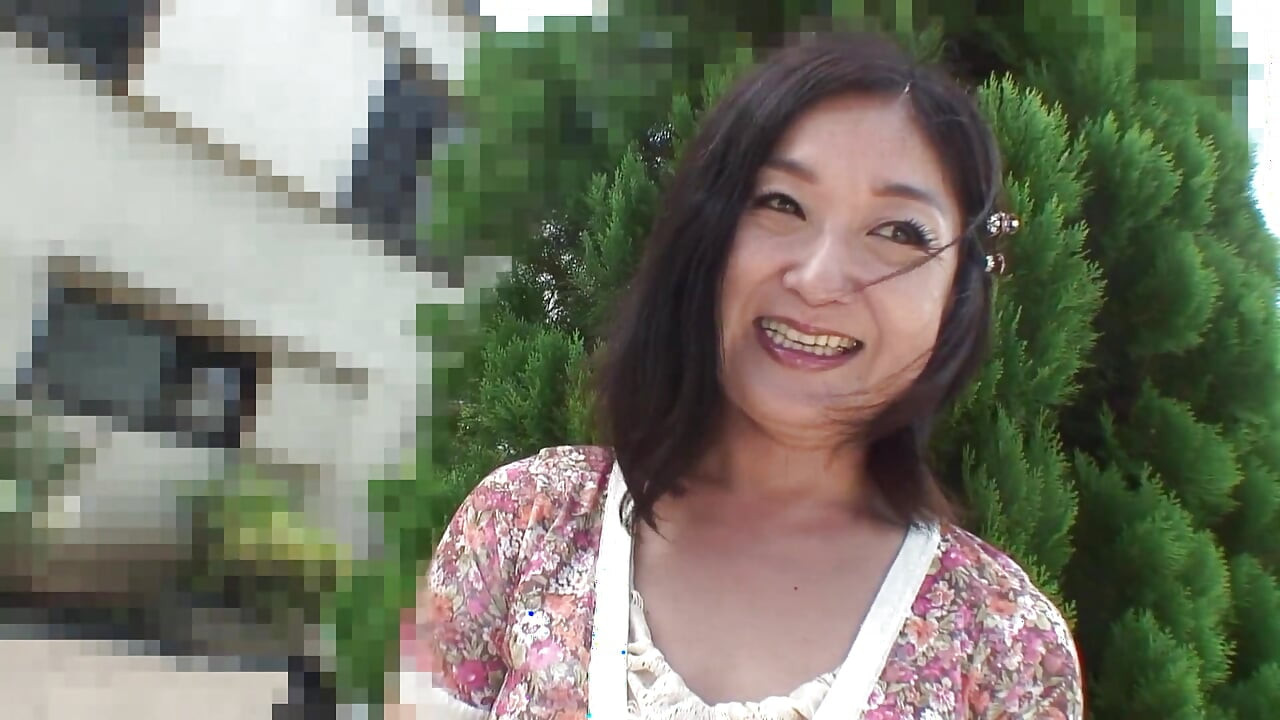 एशियाई दादी गीली चूत - बालों वाली कामुकता