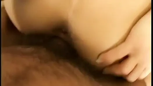 Genç piliç sikiliyor bakış açısı