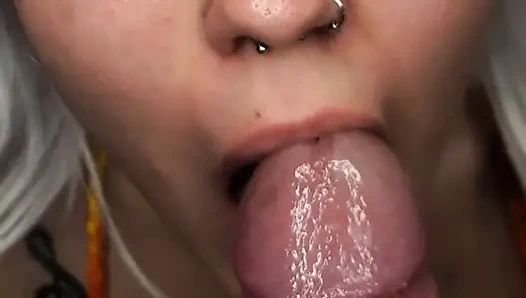 Tüm dölleri boşaltana kadar güzel bir büyük yarak emmeye ihtiyacım vardı