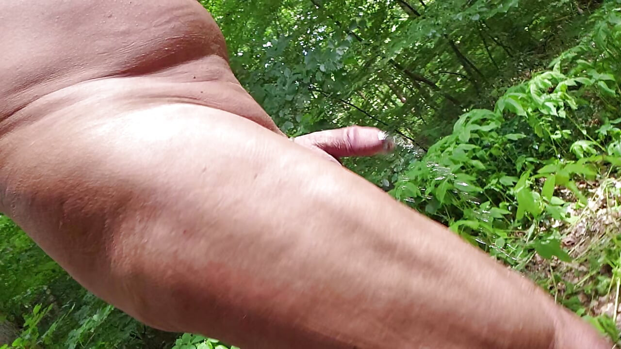Pissing while walking in the forest
