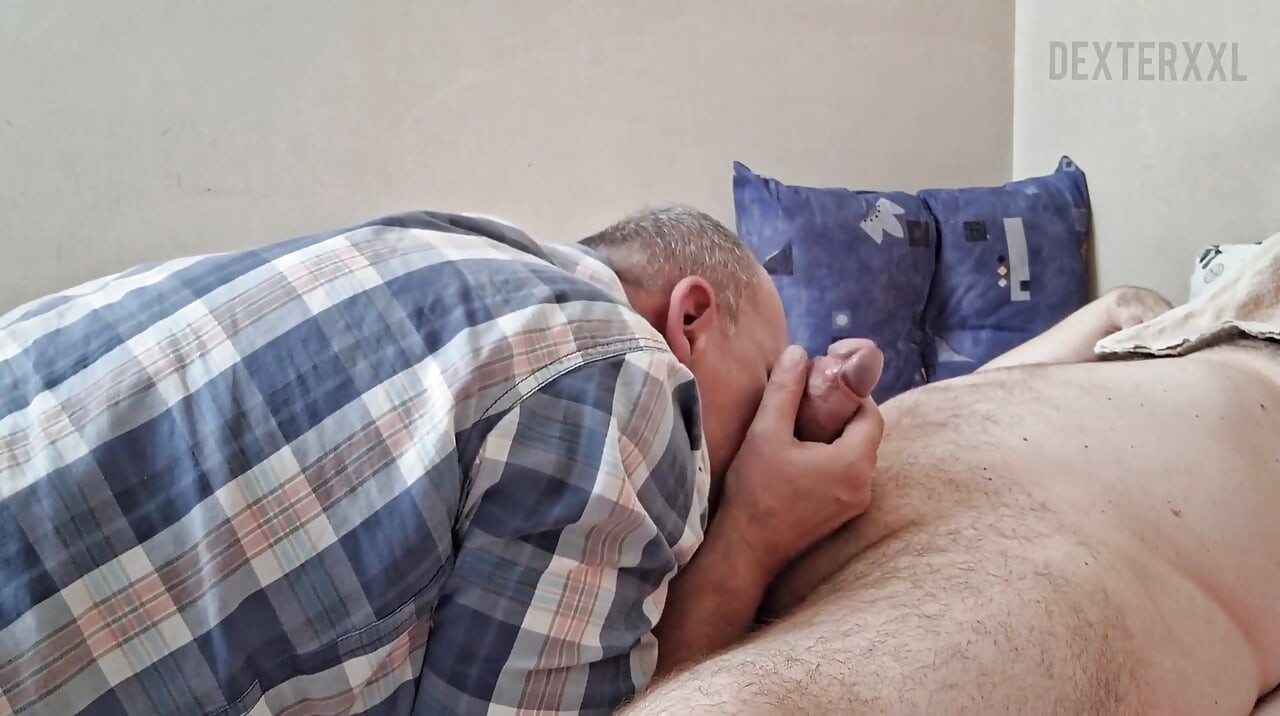 Grandpa Get Sucked off From Dexter Daddy. Cum Eat