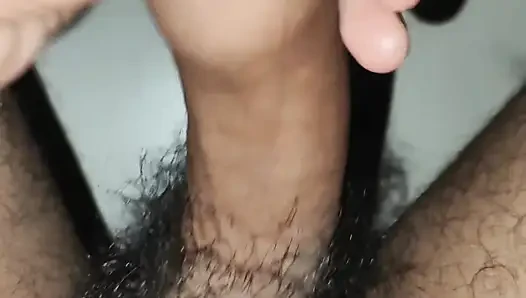 Aaj lund bahut jyada hard hone ke karan mutth marni padi.
