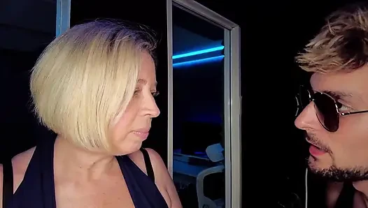 Tante Girang Yahudi Mengajariku Ngentot Shooting Star