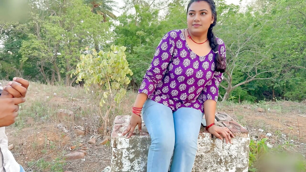Stranger girl, park me mili I'm lucky boy mane uske maze liye paiso me , Full Hindi Viral Video