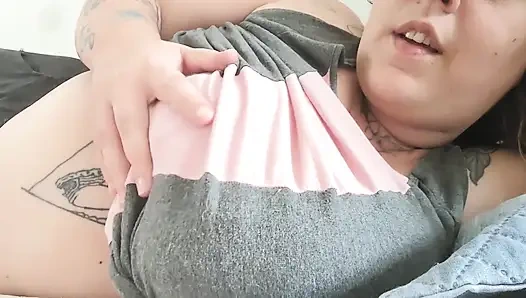 Ich Bereite Meine Möpse Vor, Dir Milch Zu Geben