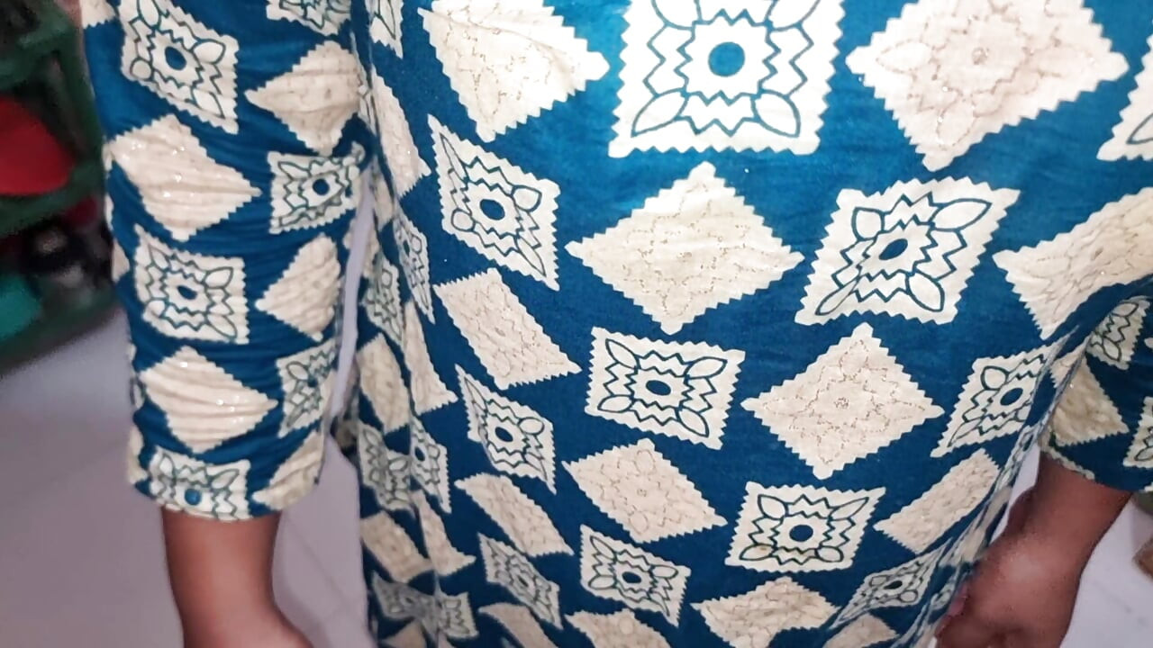 Bangla voice anal closeup video. New anal video in deshi wife