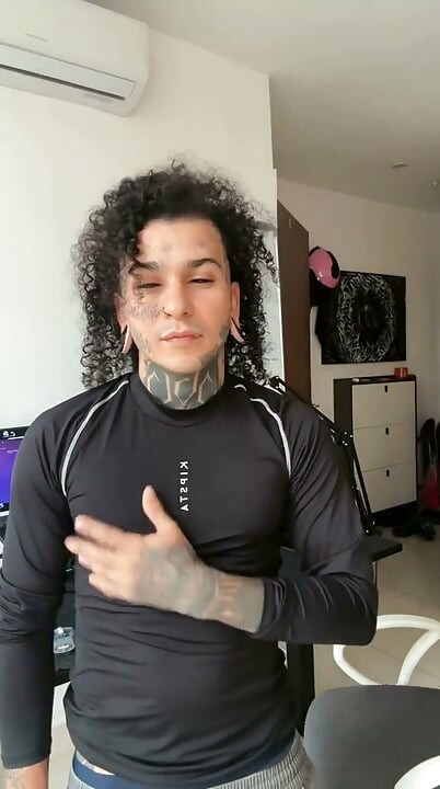 En Casa Solo, Morbo Con Mi Culo Y Mi Polla