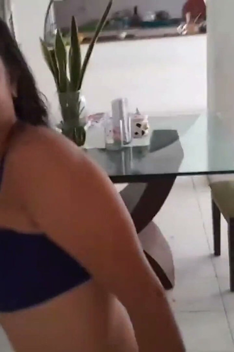 Mi Brunette Stepsister Wanted to Play with Me to Have Sex and I Fucked Her Ass