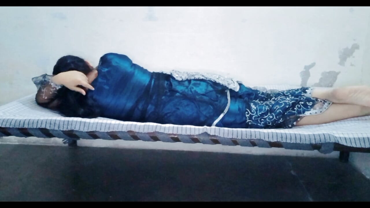 Milfa jebe u dupe najveću bhabi analnu jebenu neverovatnu zooming jebenu