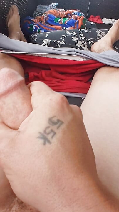젖은 보지를 필요로 하는 Bwc 솔로 그래서 Hmu 나는 다시 메시지를 전해
