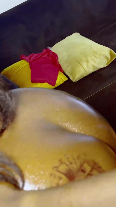 Seni arkadan sikebilir miyim? - Güzel göt | Klip 1