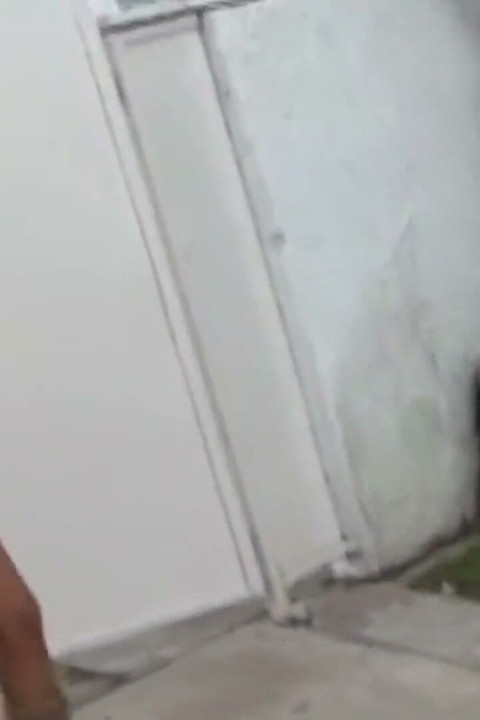 Collega's hebben lesbische seks tijdens het omkleden
