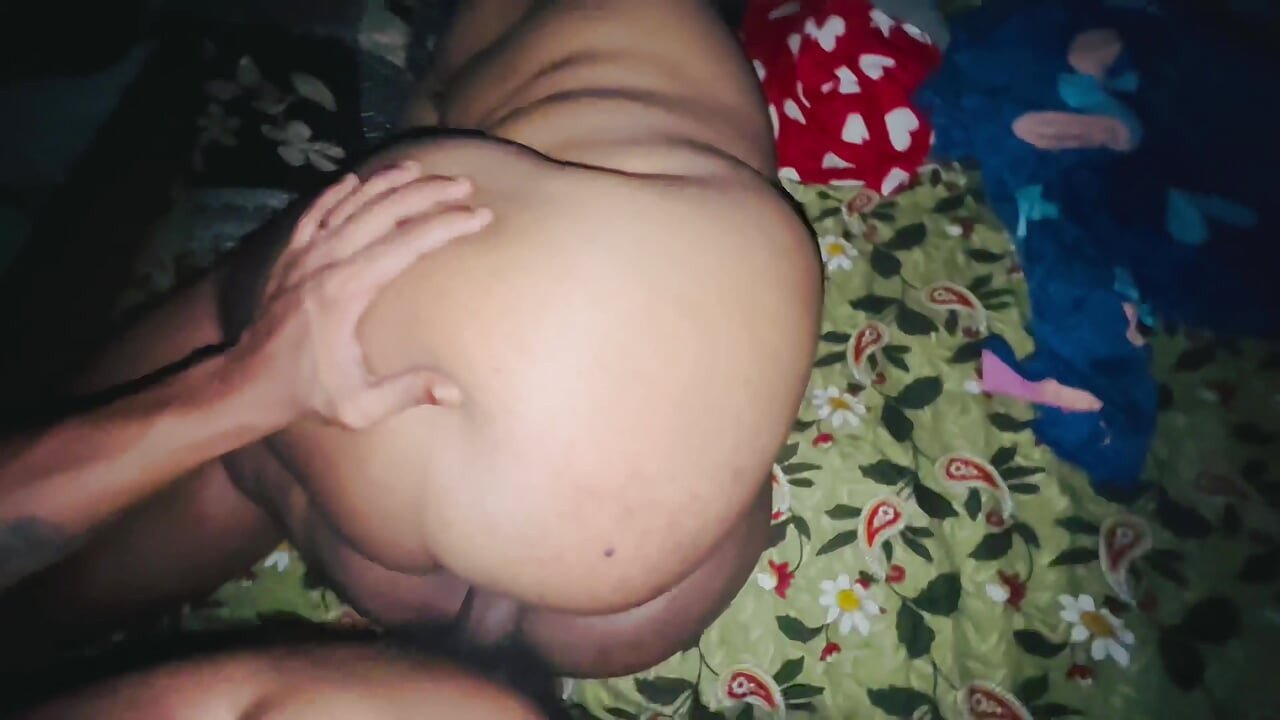 Kal Raat Biwi ne bola aj mann ho raha hai