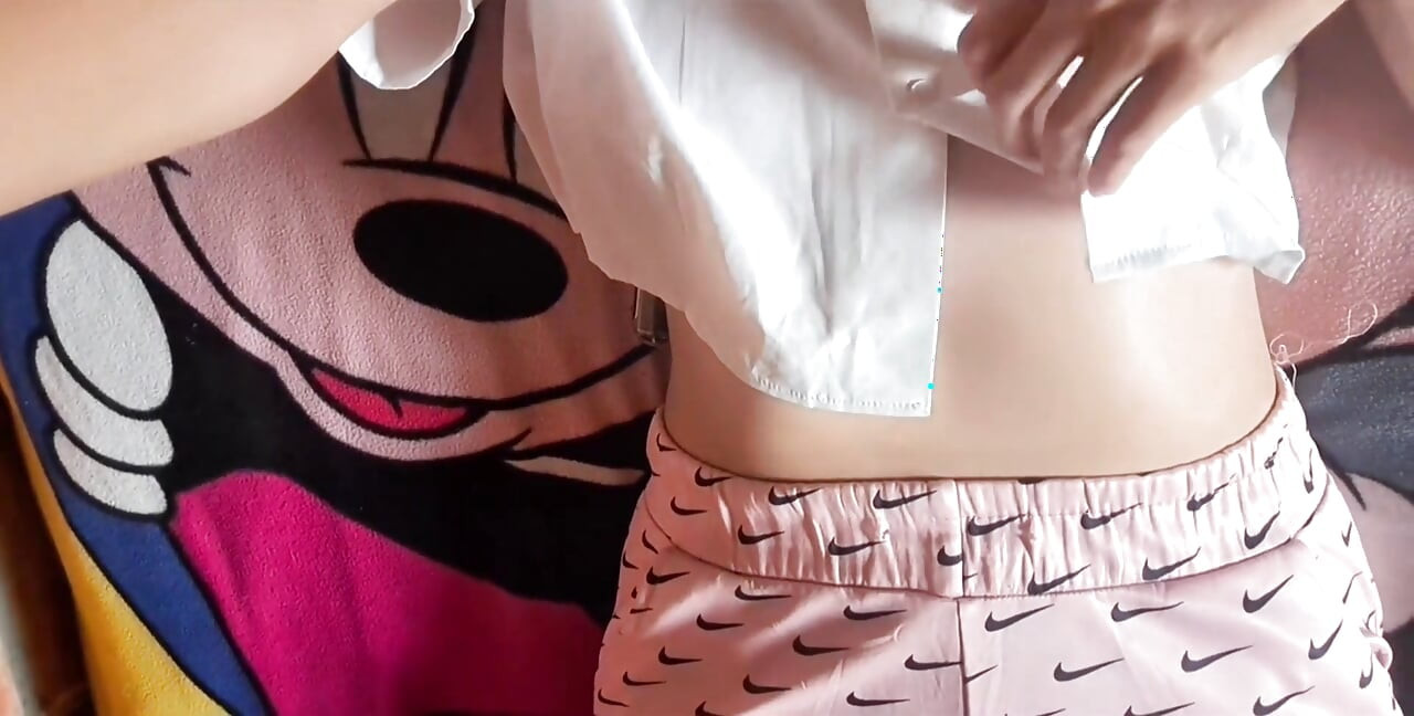 Jestem taki gorący dla tego stołu! Intensywny orgazm! Darmowe cipki pocieranie porno