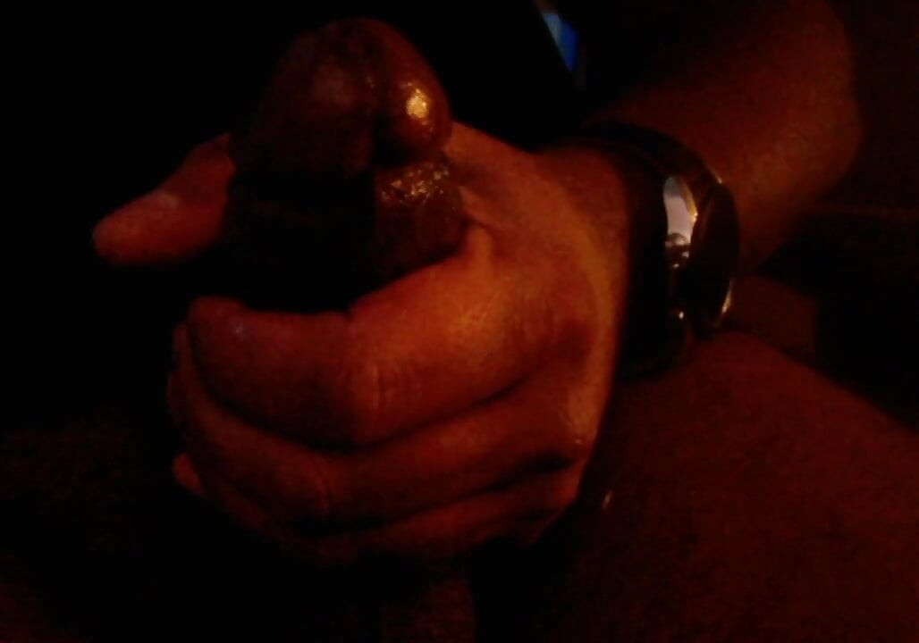 Jerking off to porn again