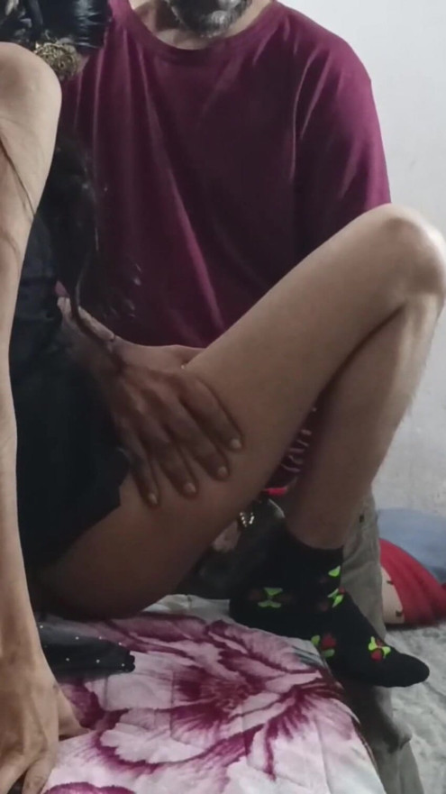 18 years old girl sucking stepfather hindi audio | Clip 2