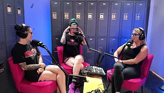 Luna Lovely and Nikki Zee Join Ariel On Locker Room Talk