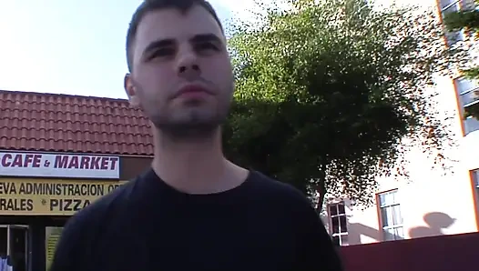 Memek cewek latina yang menawan dientot