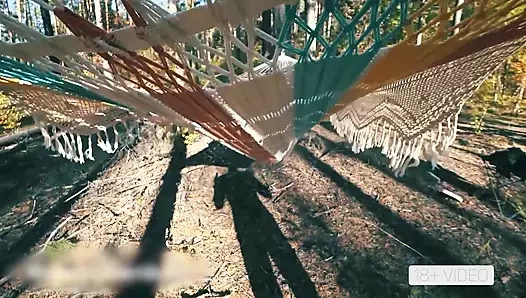 ORMANDAKI BIR TEMIZLEMEDE HAMAKTA GÖTTEN AĞZA