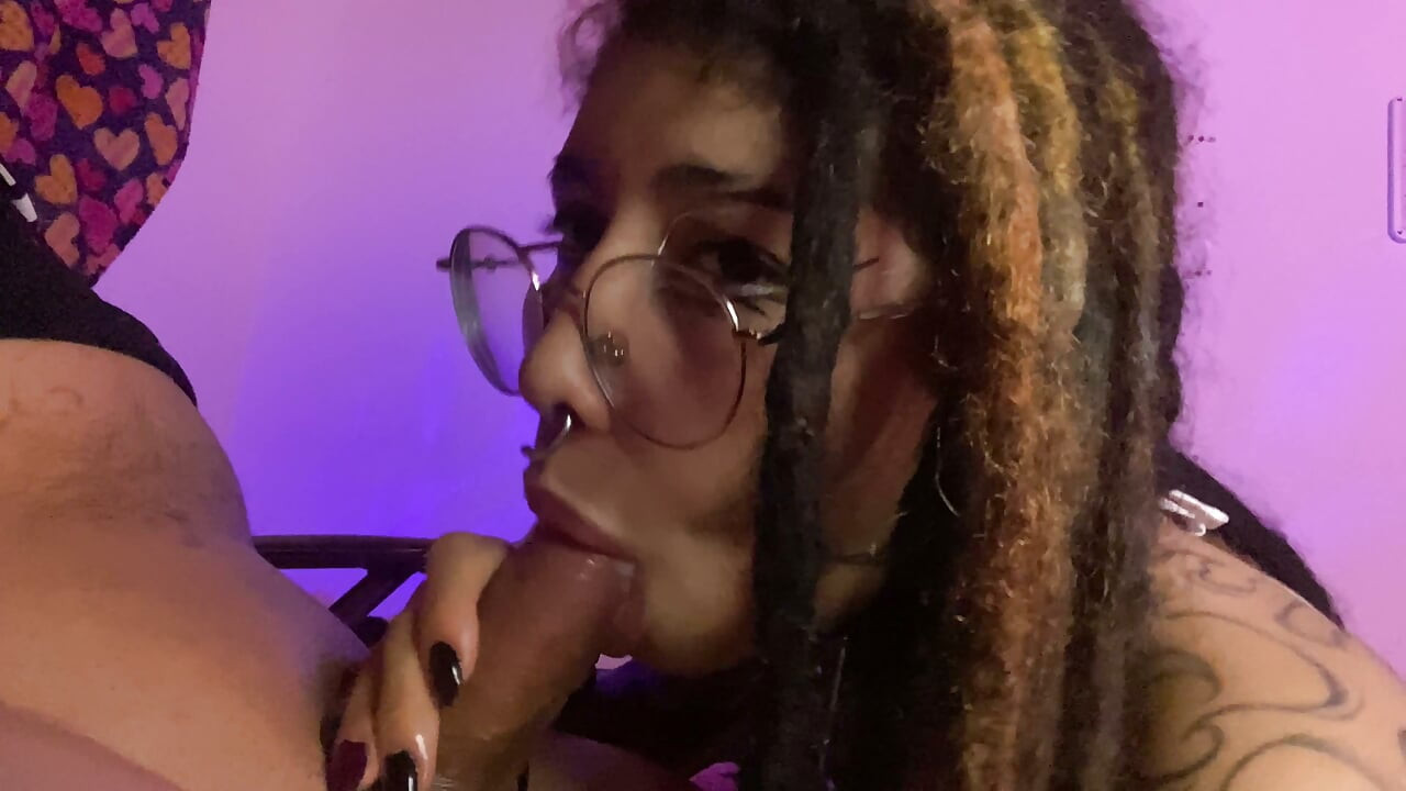 I fuck my stepbrother and he can't help but cum in my big ass