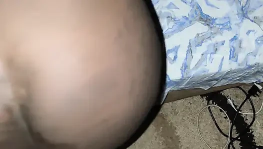 Cewek kulit hitam dientot gaya doggy setelah ke rumah pacarnya