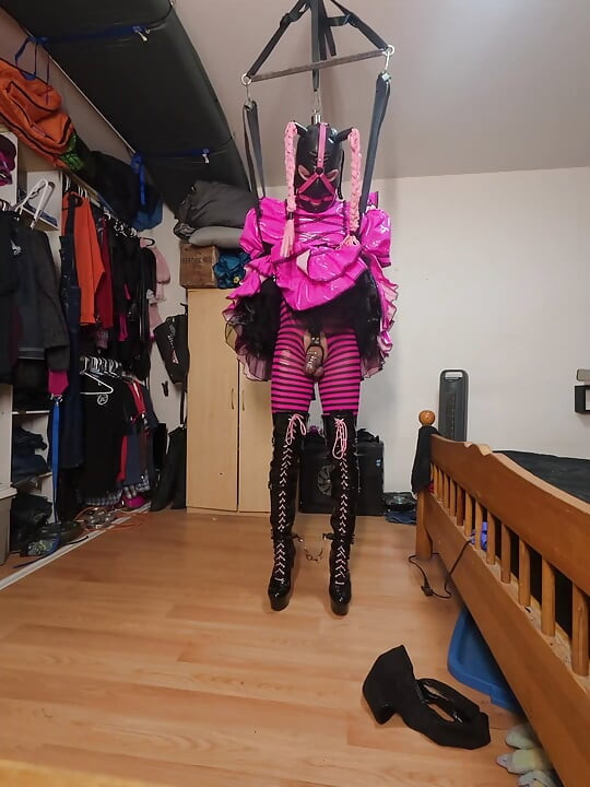 Sissy Maids Strap Self Bondage