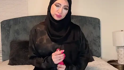 JOI Arab di Abaya
