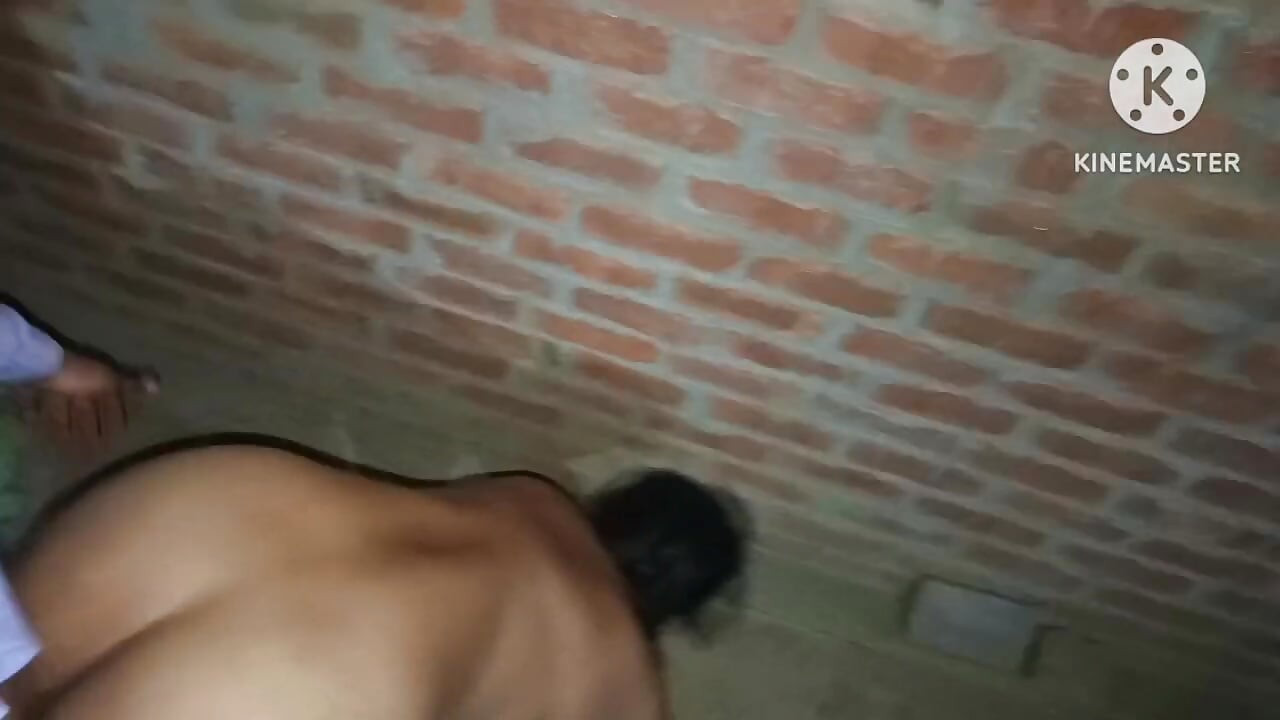 Estaba gimiendo la casa, estaba con el jefe y me duele mucho la espalda, señor, se sentía muy bien ahora