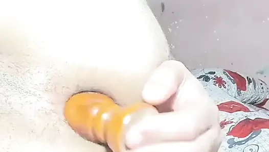 Penisimle oynamak ve arka kapıyı açmak