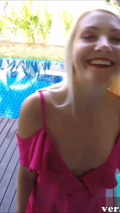Young German blonde has amateur sex date on holiday, POV | Clip 1