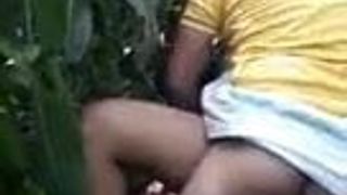Indian young girl fucking her boyfriend in the jungle