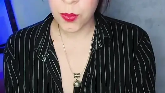 Gauchita untuk pertama kalinya sebagai ibu tiri yang seksi!! JOI