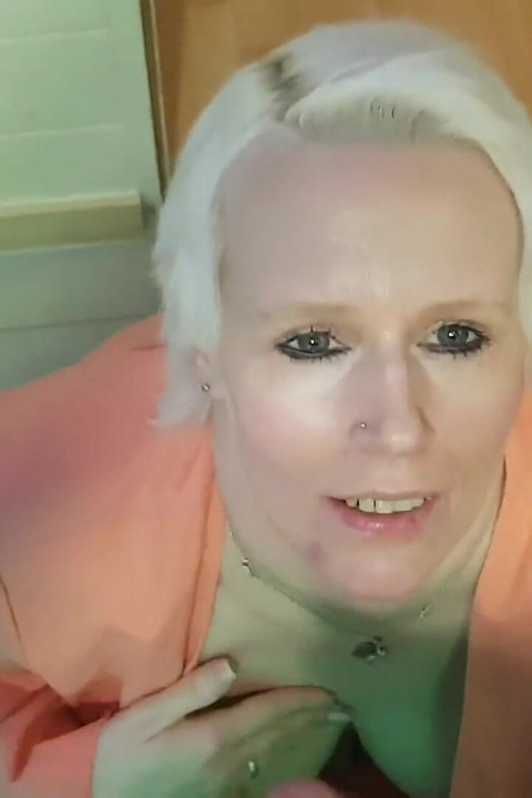 CFNM Blowjob and Cum Swallowing