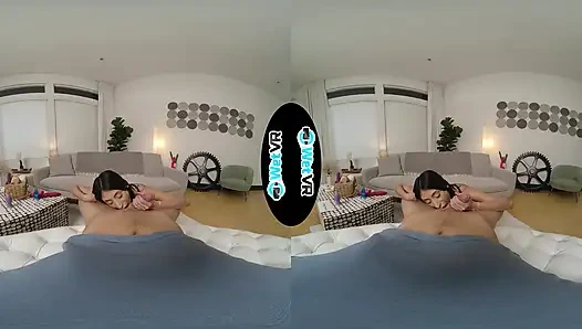 Sona bella menyuap bapak kos dengan memeknya yang basah