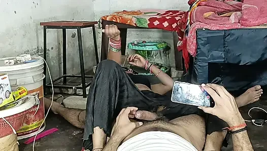 Water came out of the hand of brother-in-law's penis, desi sexy video, sexy video, sex video.