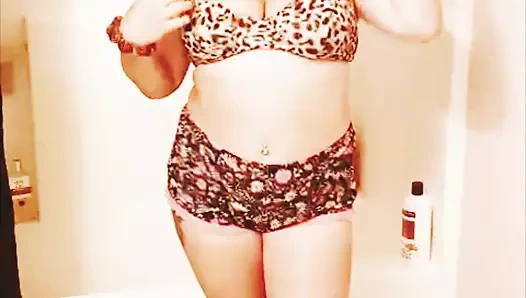 Ich habe verführt und meine enge muschi squirtet 4, mein 56-jähriger fotograf in der dusche