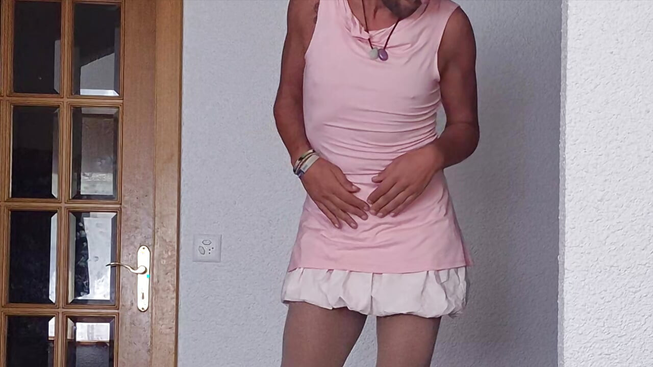 Lovely sissy Xunami in sensual high heels