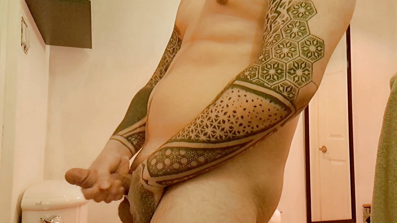 Sexy Men Masturbate & Shot Big Load