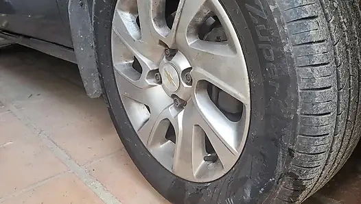 Die muschi mit dem Autogetriebe rollen