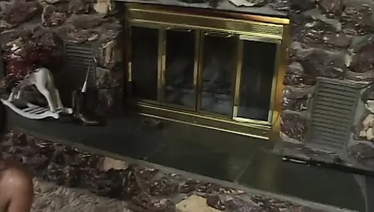 MILF Überrascht Teen Im Bad - Lesbische Lust-explosion Unter Der Dusche