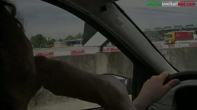 UI039-Driving with Giulia- Foot Smothering in the Car