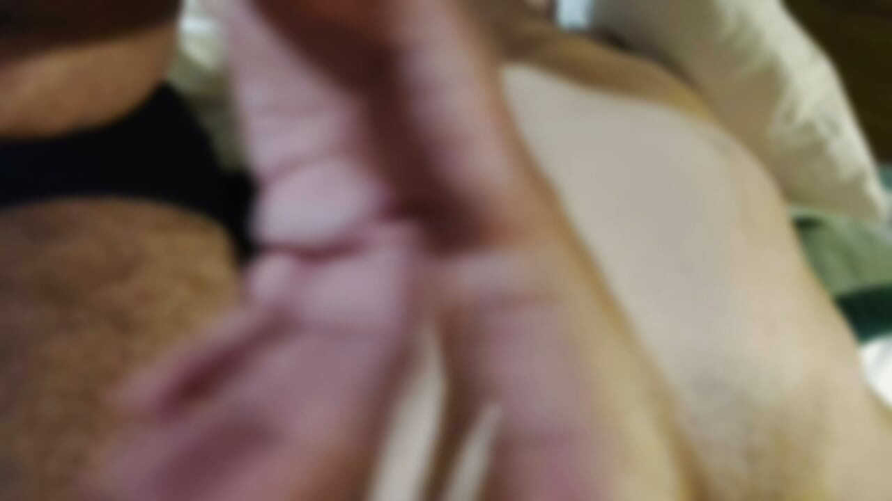 Finger rubbing stepsister's clit and pussy to orgasm