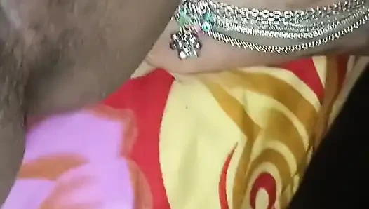 Потрясающий трах беременной бхабхи дези Pooja