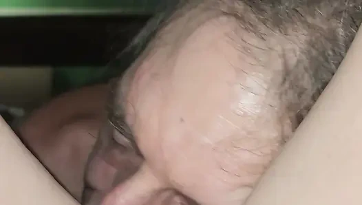 Goode Kız Yüzüne Binmeyi Ne Kadar Seviyor