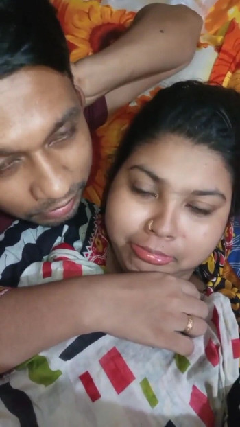 Thrilling moment from "Bengali Marriage Frist Night Video"